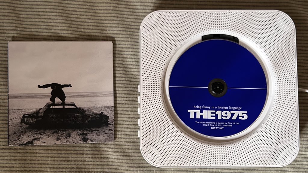 forget-me-not tweet media