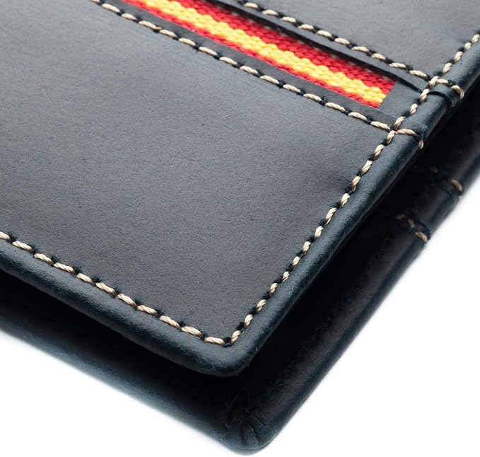 🛍️🛒 Cartera de piel con banda de España 🇪🇸

Enlace de compra: amzn.to/4rjfK1V