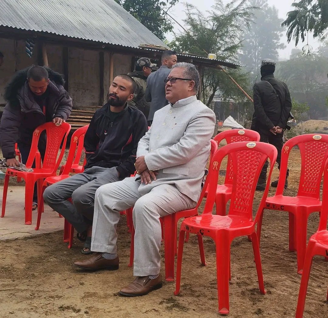 IchelNetwork's tweet photo. Langthabal AC MLA Karam Shyam shared a heartfelt condolence message on Facebook, mourning the untimely death of Thoisana, wife of Farmer LairenMamit. He expressed deep sorrow and solidarity with the bereaved family. https://t.co/nubaf1XVkA