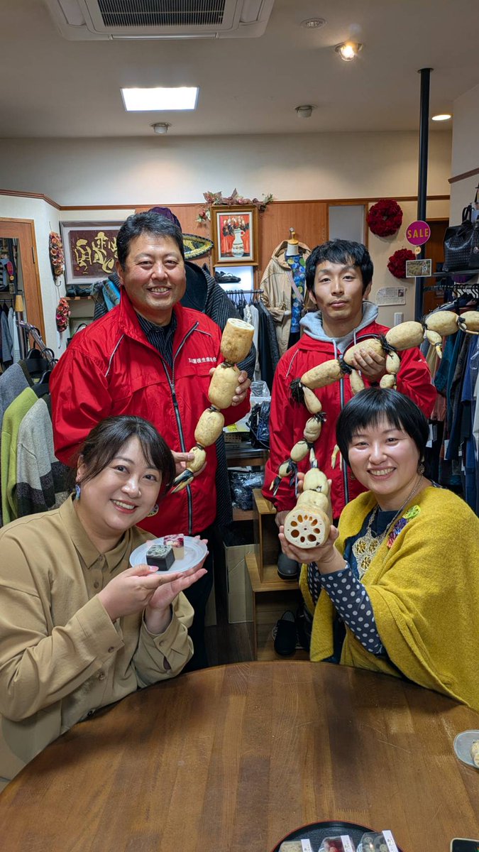 やまちょうさんにお邪魔してきました！
あのアロニアも使っている「あんこん」をぜひご賞味ください☺

#新潟一番　#五泉市