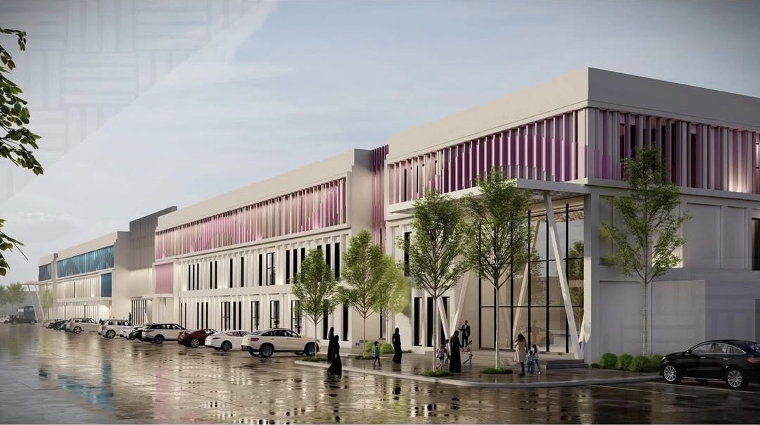 Dmm_projects's tweet image. مجمع تعليمي جديد تحت الإنشاء في #الدمام حيث تتواصل الأعمال في مشروع مجمع مدارس البسام في حي الشعلة ويضم قسم للبنين وآخر للبنات في مبنى بتصميم عصري على مساحة تفوق 14 الف متر مربع ويقع على امتداد طريق الأمير متعب بجوار جامع سالم الجبلي .