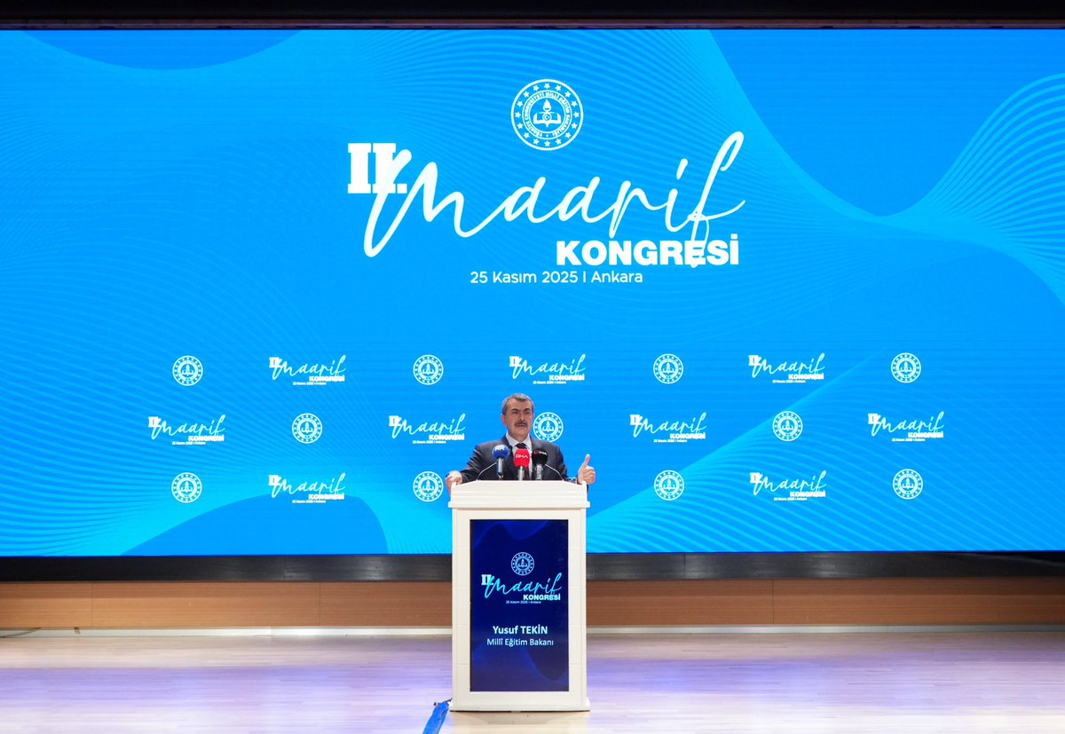 Yusuf__Tekin's tweet photo. 📍Ankara

Eğitim sistemimizin fikrî, kültürel ve kurumsal zeminini yeniden gözden geçirmek, geleceğin Türkiye’sine güçlü bir yol haritası çizmek üzere II. Maarif Kongremizi gerçekleştirdik.

Adalet, hak ve sorumluluk bilincinin oluşumunda öğretmenin rolü, millî dayanışma ve kardeşliğin oluşumunda ailenin ve okulun rolü, eğitimde hak-sorumluluk ve özgürlük bilincinin oluşumunda öğretmenin rolü ve 21. yüzyılda eğitimde demokratikleşme süreci, engellerin kaldırılması ve özgürlüklerin genişletilmesi gibi dört ana başlık etrafında kongre çalışmalarımızı şekillendiriyoruz.

II. Maarif Kongresinin Türkiye’mizin ikinci yüzyılını imar edecek nesillerinin eğitimine vizyon belirlemede hayırlara vesile olmasını diliyor, değerli katılımcılara verecekleri katkılardan ötürü teşekkür ediyorum.