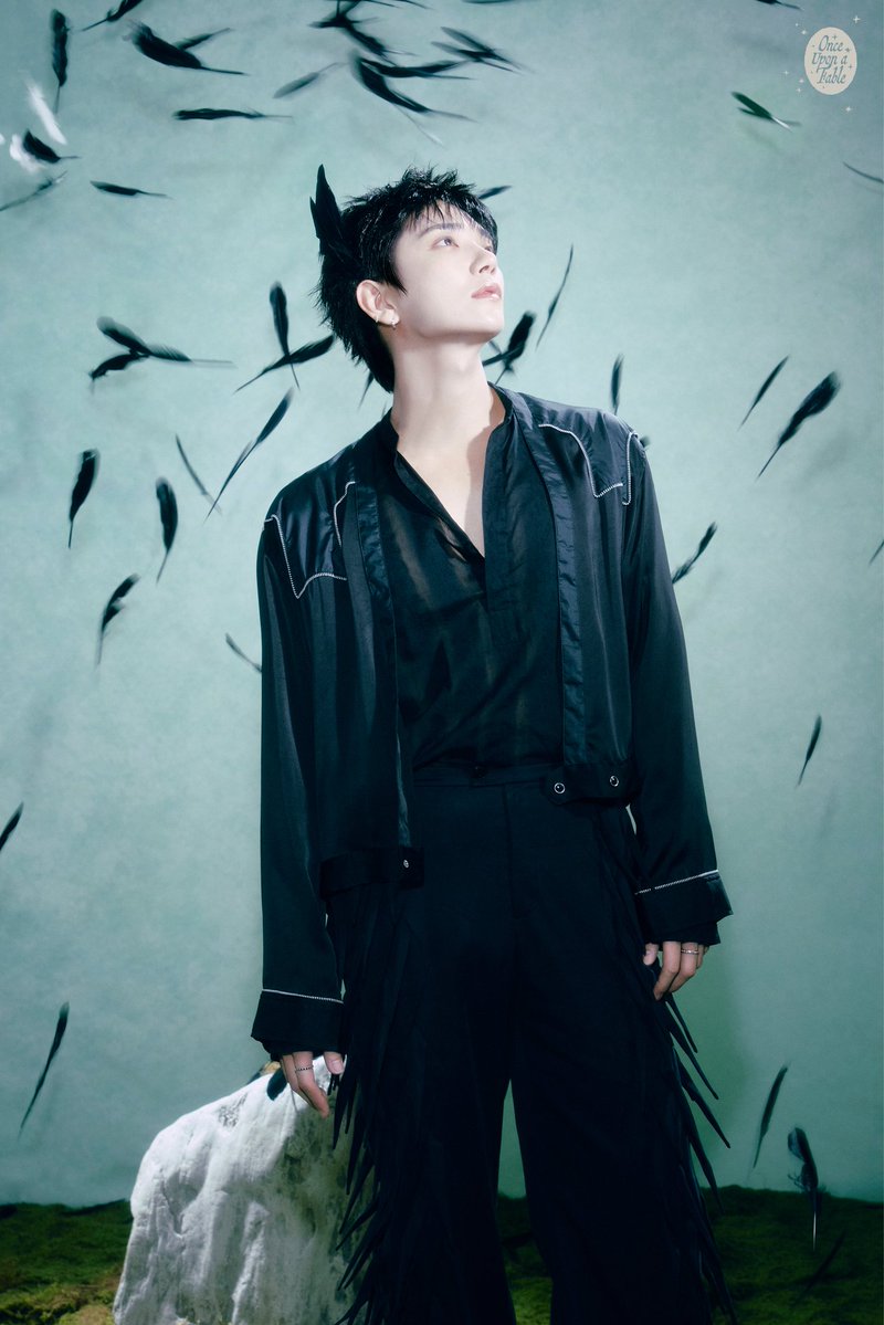 xLambxx's tweet image. 헐 홍윤이다