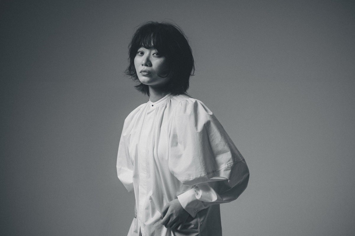 「港町ポリフォニー2025 EXTRA」
●12月7日(日)＠神戸・湊川神社 神能殿

メインビジュアルも完成✨

⁡出演：KIRINJI / 優河 / 来海 (OA)

⁡能舞台に響く3組の歌をじっくりとご堪能ください。
チケットのお申し込みはお早めに！

イラストデザイン：中島ミドリ

特設サイト：mmpolyphony.com