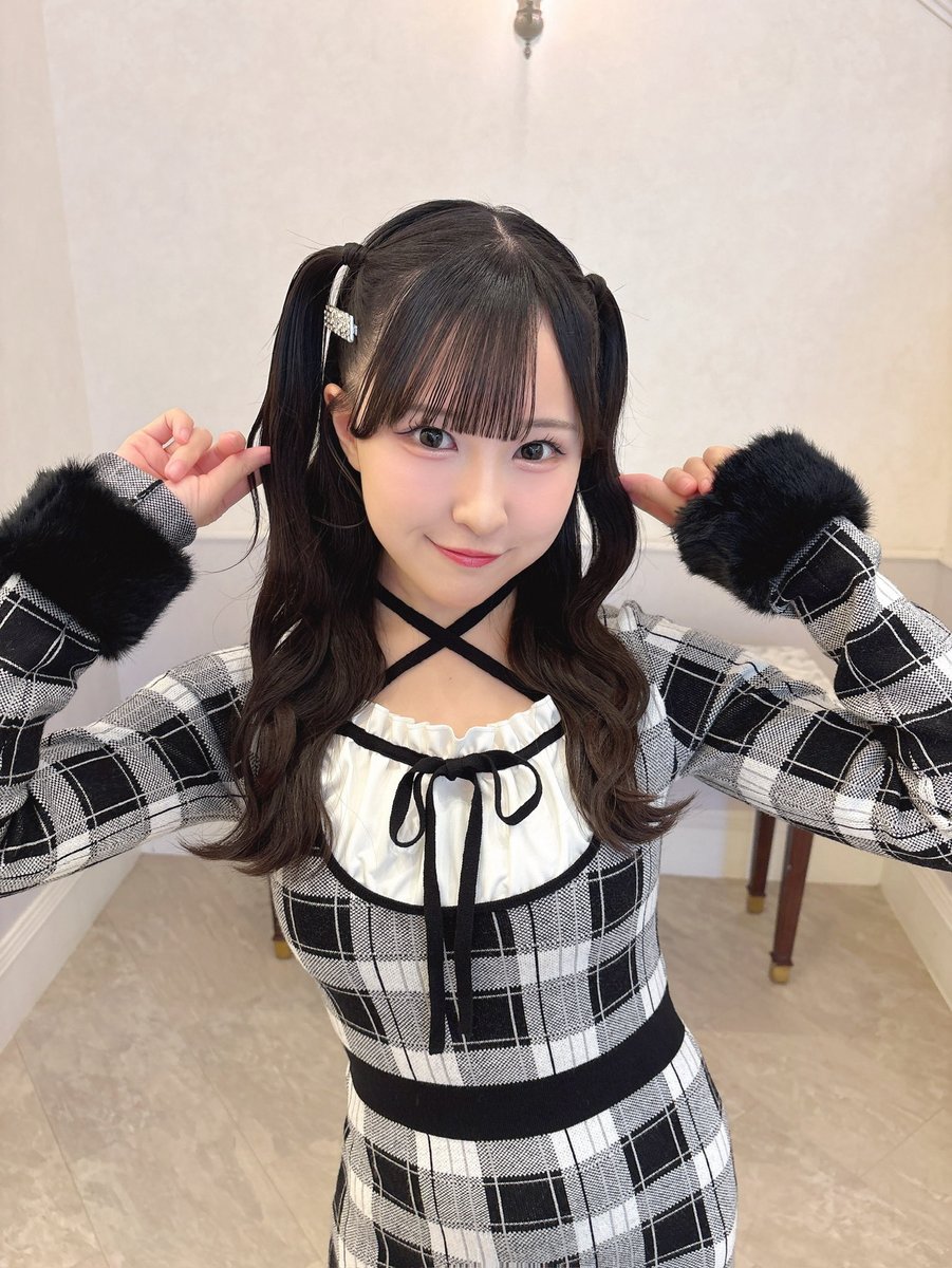 erisahigasiyama's tweet image. 高嶺のなでしこ✖️michellMacaron さん
コラボさせて頂きます🥹❣️

大好きなmichellMacaron さん🫶
とても嬉しいです🥺💭

コラボアイテム、すっごく可愛くて
オススメなのです…💖
発売は12／1🗓
ぜひチェックしてほしいな🪄
#高嶺のなでしこ