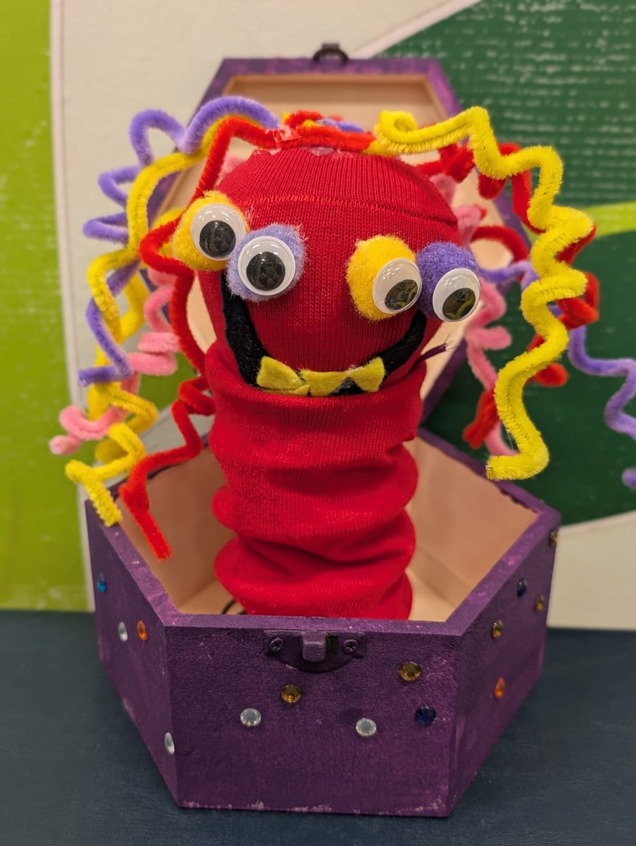 Rotherhamcreat2's tweet image. We had a terrific time @SitwellInfant  for our Terrific Toys family learning. Yr1 children and families designed and created a Jack-In-The-Box. Lots of creative arts skills developed and lovely discussions around favourite toys.  #fabulousfamilies #learningtogether #toys