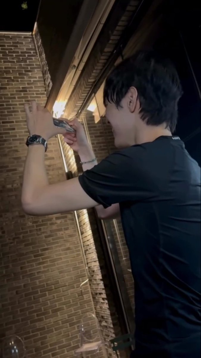 donggyu pics tweet media