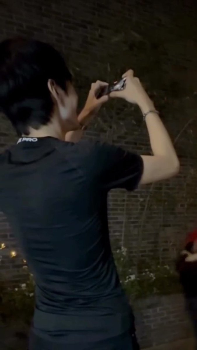 donggyu pics tweet media