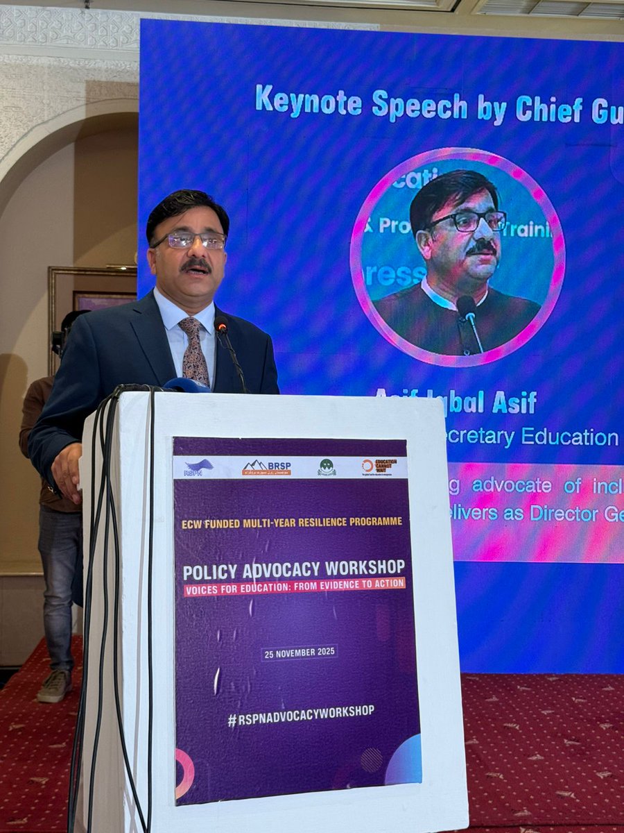 HumaAwaN001's tweet image. Today’s workshop reinforces a simple truth: resilient education thrives when government leadership, community voices, and partners move in the same direction. Together, continuity in learning becomes achievable. #RSPNAdvocacyWorkshop