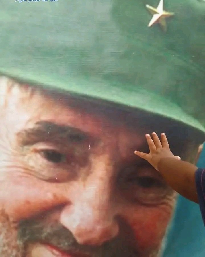 LuzdeVi16299725's tweet image. 🇨🇺 Hoy quiero gritarte padre mío,
No te sueltes de mi mano
Aún no sé andar bien sin ti ❤️🇨🇺 

#FidelPorSiempre 🇨🇺
#100AñosConFidel