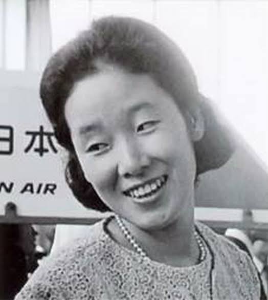 Oq0iQ's tweet image. 量子力学では全ての存在と意識が
ゼロポイントフィールド（神様）に
繋がっていると説明します
人間に感情があれば根源にも
在るという人格神の存在を認める
ゼロポイントフィールドには愛情
魂の絆があり韓鶴子総裁が語る
孝情が中心にあることをも知れるでしょう・・・