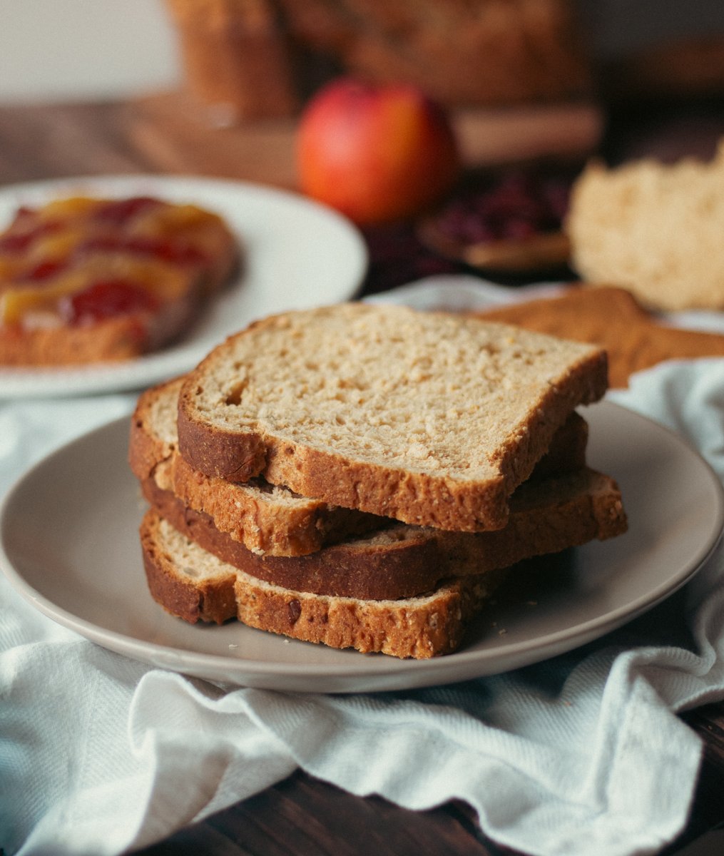 cullysbakery's tweet photo. Having tasty sliced #Crusty #BrownPan in the house means #lunches just make themselves. Well, almost . . . πππ
#lunch #lunchinspo #Cullys #LoveYourLoaf https://t.co/qbiSKQ6Y9V