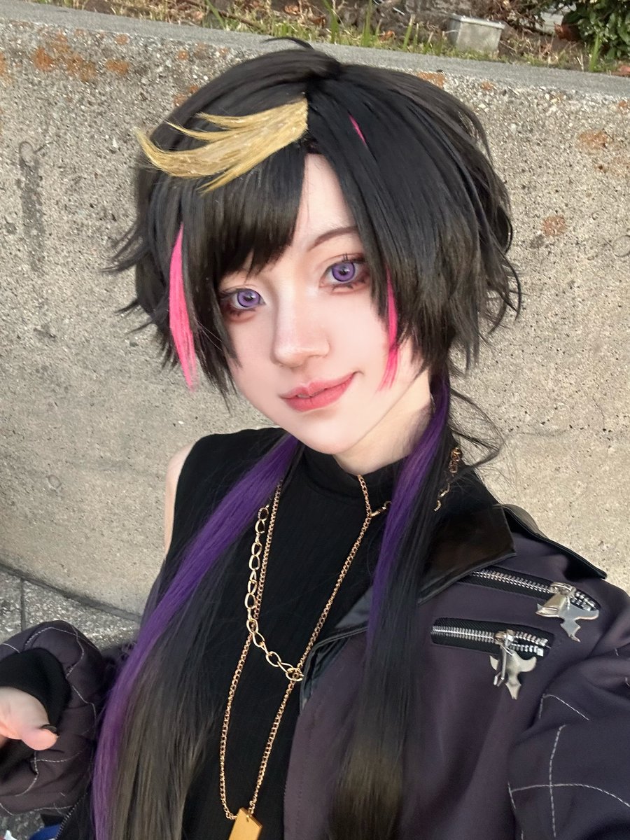 cos
自撮り加工したゆえ供養