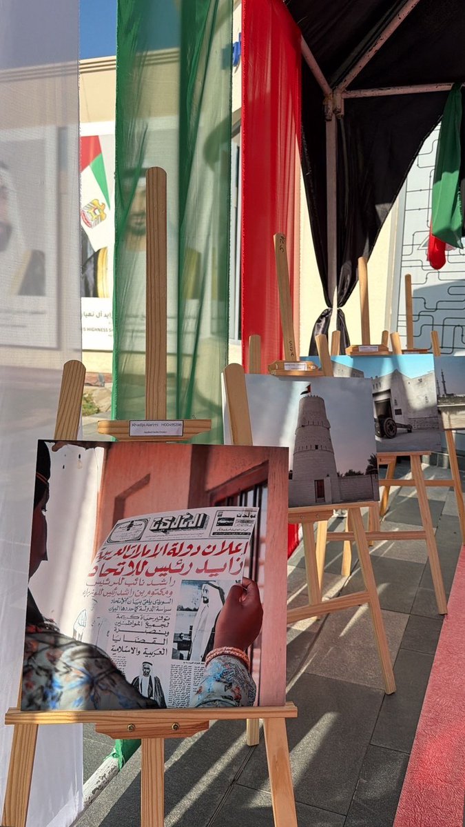 saiix1_'s tweet image. ليش شبيته شخصياً فالكليه الزرقا