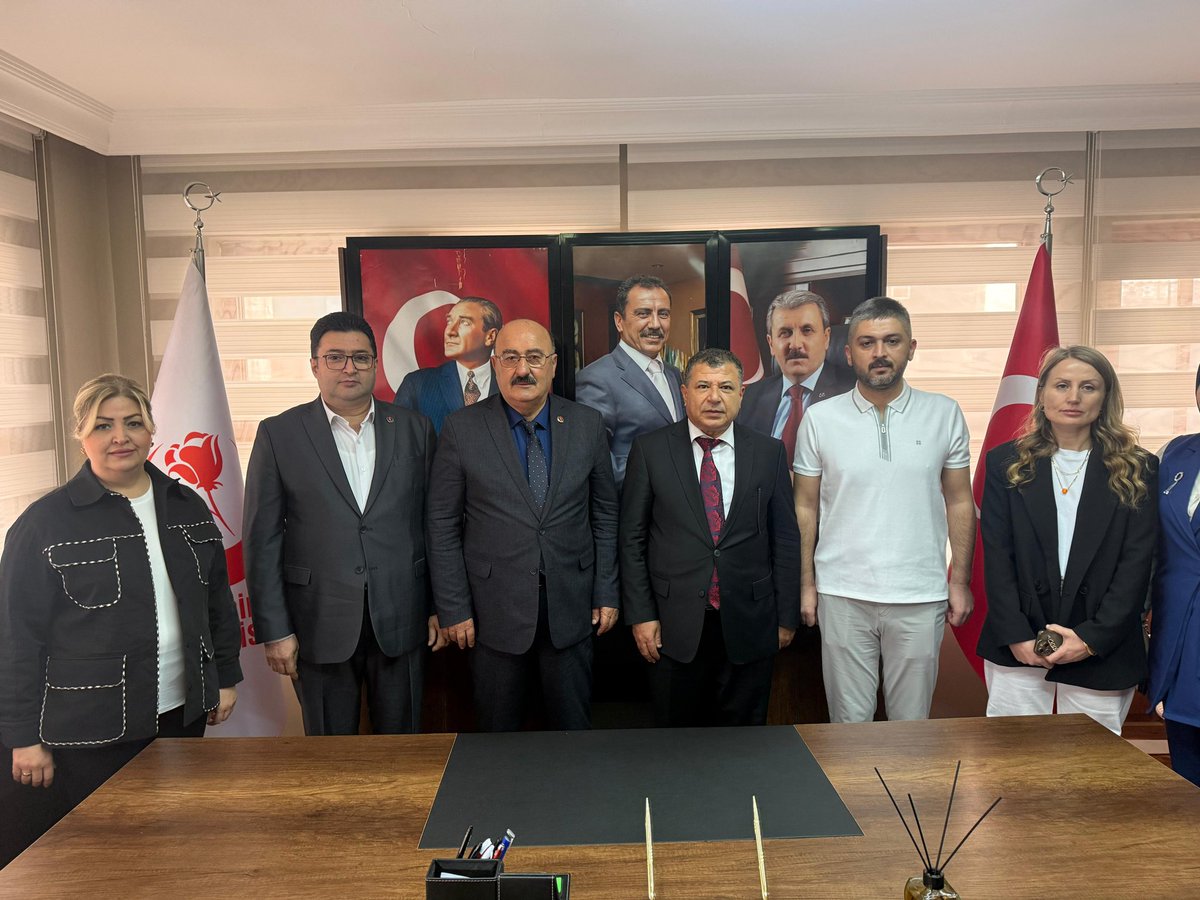 İl Müdürümüz Mehmet TANRIÖVER, Büyük Birlik Partisi Antalya İl Başkanı Sn. Mustafa YILMAZ ve Yönetim Kurulu Üyelerini ziyaret etti. Misafirperverlikleri için kendilerine teşekkür ederiz.
<a href="/sgksosyalmedya/">SGK</a> <a href="/over_mehmet/">Mehmet TANRIÖVER</a> #sgk #Antalya