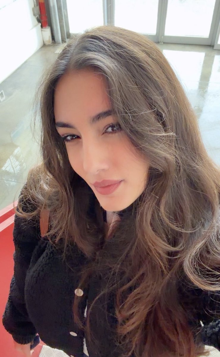 CormenkoIsReal_'s tweet image. Mamma mia 🥵
(also her voice message 🫠🫠🫠)
#zeudiners #zeudi #zeudidipalma #zeuditattoo #zdptattoo