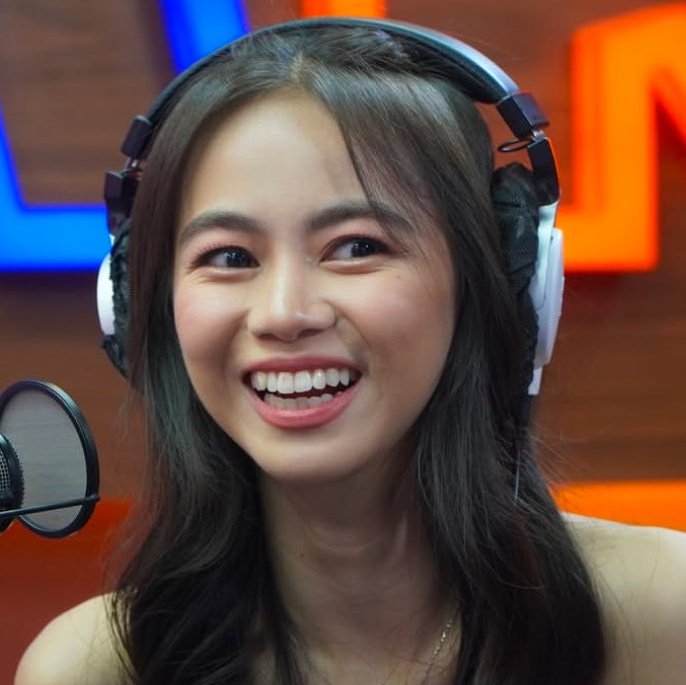 chu_leaf's tweet image. bukod sa ang ganda ni ash inggit na inggit tlaga ko sa ngipin niya haha