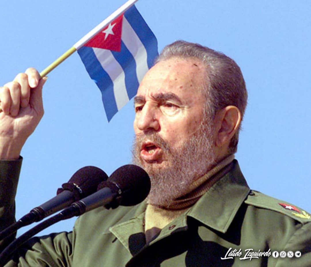 🫡 "Latiendo con Fidel" 🇨🇺

Fidel no es solo historia, es presente y futuro. Su lucha antiimperialista resuena en las batallas de los pueblos.

Mientras haya pueblos oprimidos que levanten la voz, jóvenes que crean en un mundo mejor...
¡Fidel seguirá presente!
#100AñosConFidel