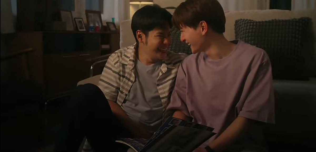 inthepresent28's tweet image. GOD I'M CRYING 😭🥺😭😭😭😭😭😭😭😭😭😭😭😭😭😭😭😭😭😭😭 THIS SWEET BUT I'M CRYINGGGGGGGGGG

KRISTSINGTO MAGIC VIBES 2026

#GMMTV2026
#คริสสิงโต #KristSingto