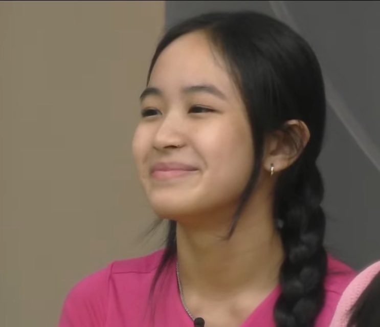 hvnlycapricee's tweet image. cap’s beauty is really simple but it’s the look na hahanap-hanapin mo 

ay wait may watermark 

WEGOT TUE CAPRICE
#PBBCollab20Network