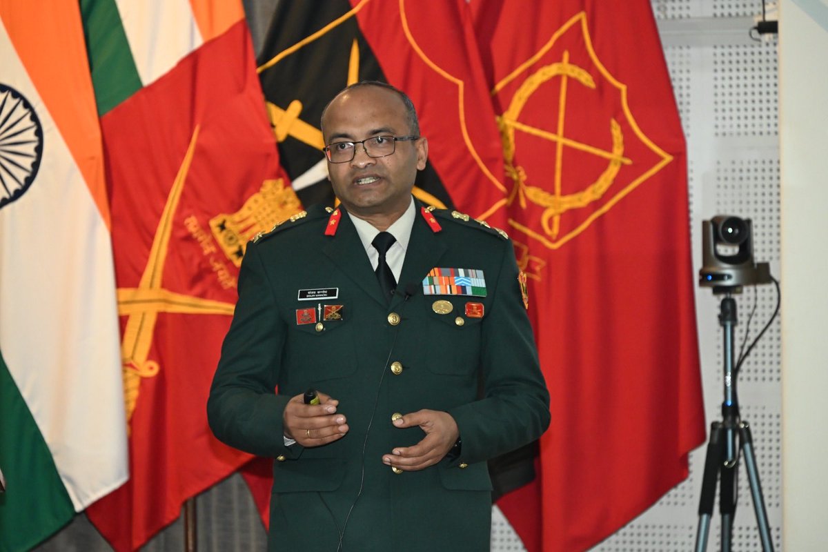 ia_awc's tweet image. Day 1 #DSS2025 #AWC Exploring strategic culture&apos;s impact on Contemporary Warfighting, Comprehensive National Power &amp;amp; neighbourhood challenges. In-depth discussions shaping India&apos;s security outlook @adgpi ⁦@artrac_ia⁩