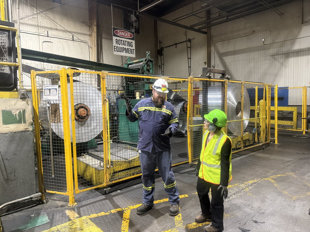 RepMMM's tweet image. Toured Novelis in Davenport, the world’s largest aluminum recycler and a major producer of flat-rolled aluminum. We discussed how my Recycling Infrastructure and Accessibility Act will expand recycling access, strengthen American manufacturing, and support good-paying jobs right…