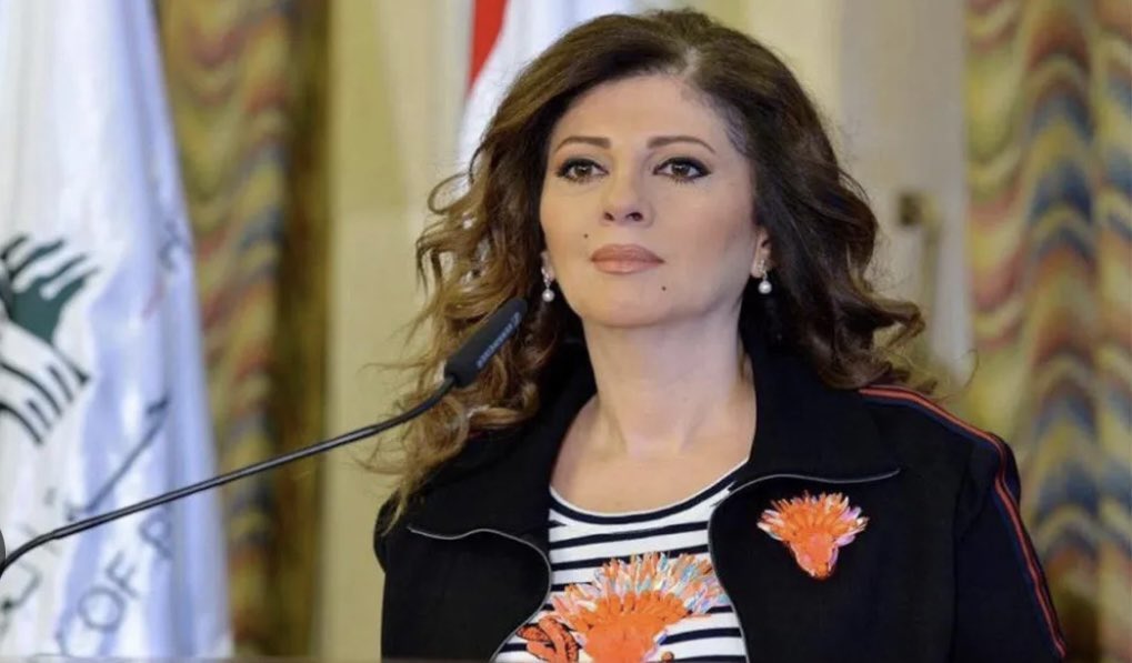 micha11685087's tweet image. 🇱🇧🔴 وفاء لروح الشهيد #الشيخ_رفيق_الحريري 
نستضيف الاعلامية @doughanlina  
في مساحة تجمعنا تحت راية #العلم_اللبناني 
رحمك الله يا شهيد الوطن … حضوركم يشرفنا 
الخميس الساعة ٨.٣٠ مساء بتوقيت بيروت