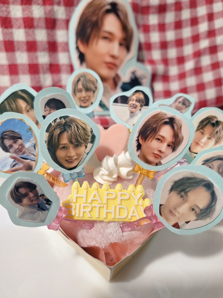 自分のBirthdayでも
子供たちのBirthdayでも
ないのに朝からｿﾜｿﾜ…
なんなら本番は明日…www
ささやかにｺｿｺｿ1人前夜祭🤍
娘にもｿﾜｿﾜが伝染して
この時間でもﾊｲﾃﾝｼｮﾝで
風輪Tube見てる...小6
明日は音楽鑑賞ﾗｰｹｰｼｮﾝで生誕祭へ
いい時代だ…😂
#風輪
#本人不在の前夜祭