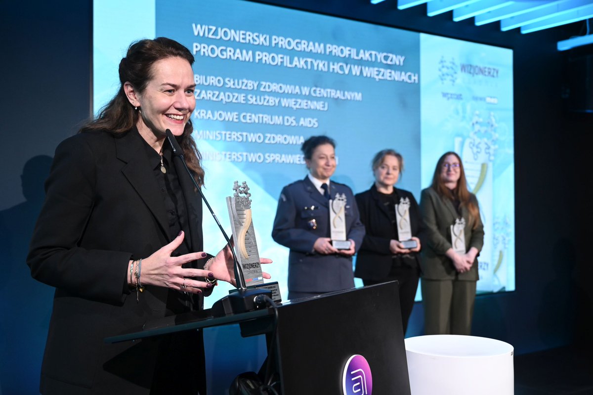 Maria Ejchart tweet media