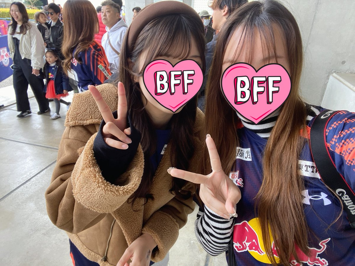 yuchan___0's tweet photo. 大好きな子たちとホーム最終節見れて、友達にも会えて幸せな1日だった✊🏻 https://t.co/HfNr2seV2q
