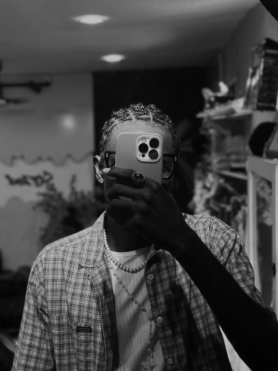 VellySlimKing's tweet image. This one is sharp enough?