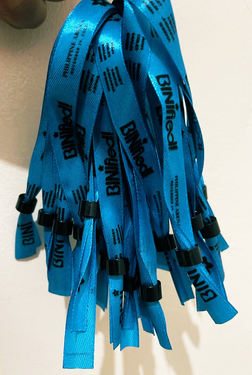 mikhalitesxyz's tweet image. BINIfied FANSUPPORT by @mikhalitesxyz 

2/? 😁

#BINIfiedPHArena