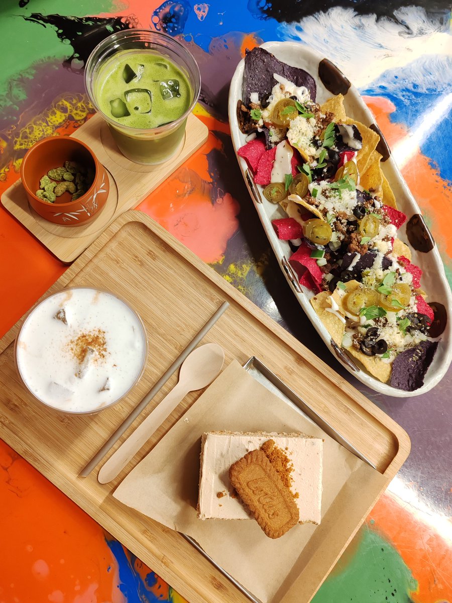 New found café! 🍵☕🍰

📍Toyo Specialty Coffee + Matcha