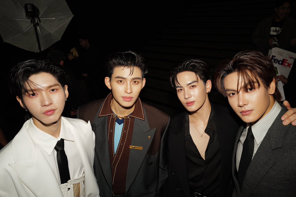 JASP_ERofficial's tweet image. ครบ ครับ 😎🙂😜😂

#GMMTV2026
#JASPER
#RISERMUSIC