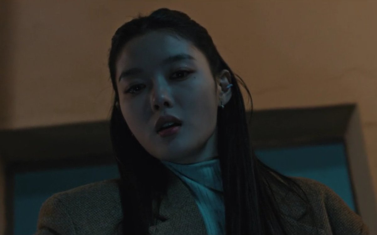 #DearX is insanely good like it's freaking good psyshologically good so goooood! BAEKSANG for Kim Yoojung next year jeballll what an actress she is the way she carried Ah Jin character you could tell the experience she got with that powerful actinggggg!!!
