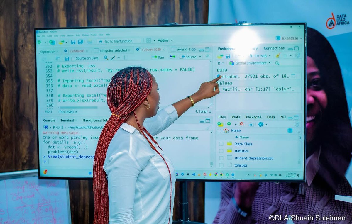 DataLead_Africa's tweet image. Our participants are currently learning R programming in the Data Analytics Bootcamp! From cleaning data to building predictive models, they are gaining the tools to make smarter, data-driven decisions. 

Register for the 2026 Bootcamp.

dataleadafrica.com/courses/data-a…

#tech #bootcamp
