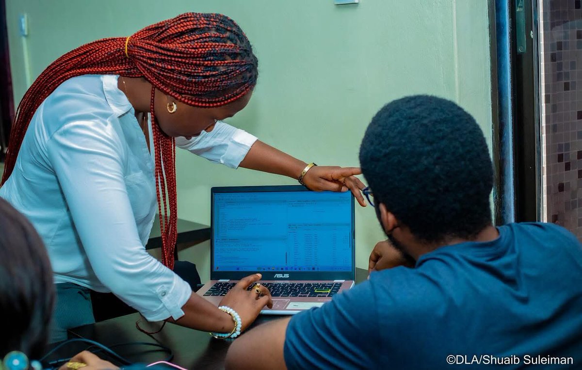 DataLead_Africa's tweet image. Our participants are currently learning R programming in the Data Analytics Bootcamp! From cleaning data to building predictive models, they are gaining the tools to make smarter, data-driven decisions. 

Register for the 2026 Bootcamp.

dataleadafrica.com/courses/data-a…

#tech #bootcamp