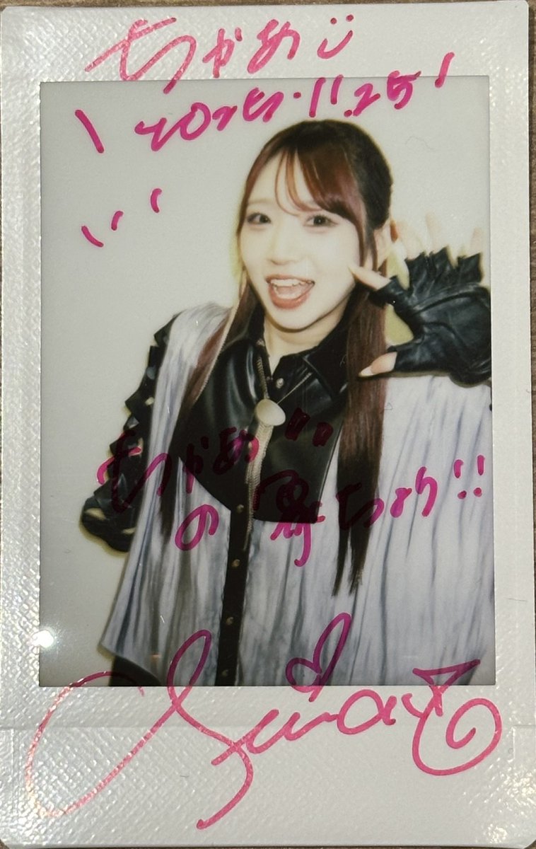 sugardevil44's tweet image. シーオン ラブコツアー
聖奈さんとのチェキ
ツアーを駆け抜けた喜びを分かち合いました。
ありがとう！！