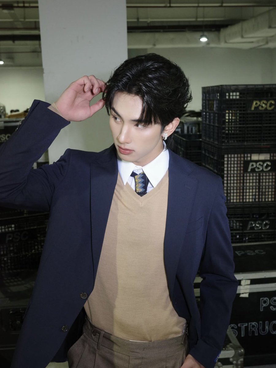 naneng_jaa's tweet image. หล่อ หล่อ หล่อ หล่อ หล่อ หล่อ หล่อ หล่อ

ใช้คำว่าหล่อได้เปลืองมาก

MAGIC VIBES MAXIMIZED X SJ

#GMMTV2026
#GMMTV2026XSurfJava
#swensurf @swensurf