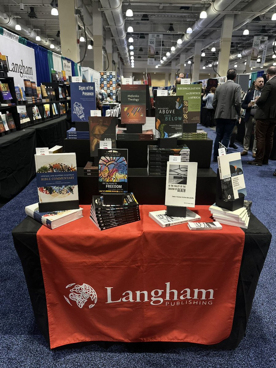 langhampub's tweet image. ⚡️Today is the very last chance to visit our booth at SBL #sblaar25 and buy books at a special event discount! Also if the title you want is sold out you can still place an order at the booth and get an extra event discount along with free delivery.

Stop by to say hi or bye!👋
