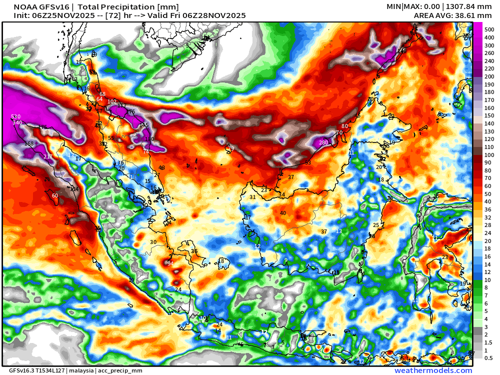 VortixWx's tweet photo. The rainfall will be major, on top of what has fallen. Those along the coast of the Gulf of Thailand, Strait of Malacca & Indian Ocean will face 200mm+ (8in+) of rain with isolated amounts reaching 500mm (20in).
#THAwx #MYSwx #IDNwx #04B #tropicswx https://t.co/d4iGXQtCbx