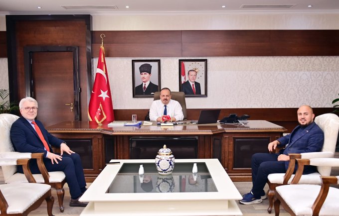 Vali Yakup Canbolat’ı Ziyaret