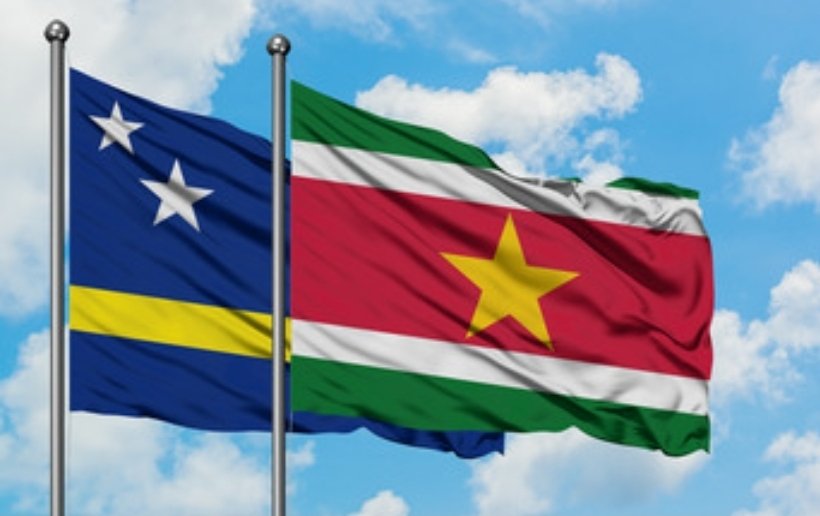 Van harte pabien #Suriname met de 50ste #Onafhankelijkheidsdag, vandaag 25 november. Een mooie dag voor feest, parades en culturele evenementen. Fesi Dei fu Opo #Sranan. Mi wensi unu wan bun, frustu-futu kondre nanga hopo fu a toekomst.....