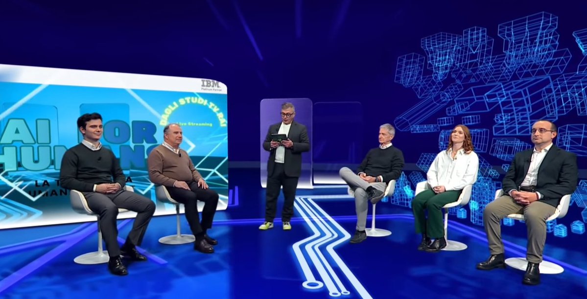 GiovannaDiTroia's tweet image. La tecnologia impara e apprende, dobbiamo trattare l&apos;#IA come un collega con cui instaurare un rapporto di fiducia  

🎙️Andrea Tironi, Coordinatore Area Digitale di Consorzio IT

⏩bit.ly/ai-for-humans2…
#AIForHumans #ad