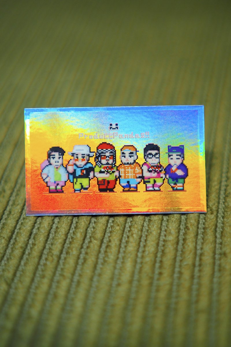 ao_tasu's tweet image. 背景ピンクとは…って感じだけど、結構キラキラでかわいい仕上がりになりました。

東京のライブ1・2日目に配布しますので、是非お声がけください🪓🐼

@ProPandas_House 
#ProducePandas #熊猫堂 #PPPixel