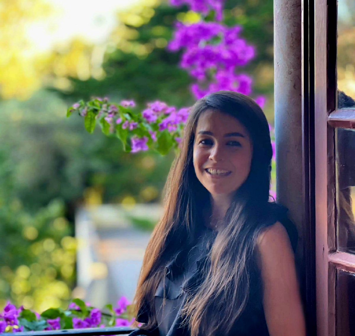 FEstoril's tweet photo. 03’12 Panteão Nacional | 19.00h
Madalina Ioana Petre, guitarra
O repertório brasileiro para guitarra, fusões e influências.
Entrada Livre sujeita à lotação da sala. https://t.co/EDJV2RQ6nu