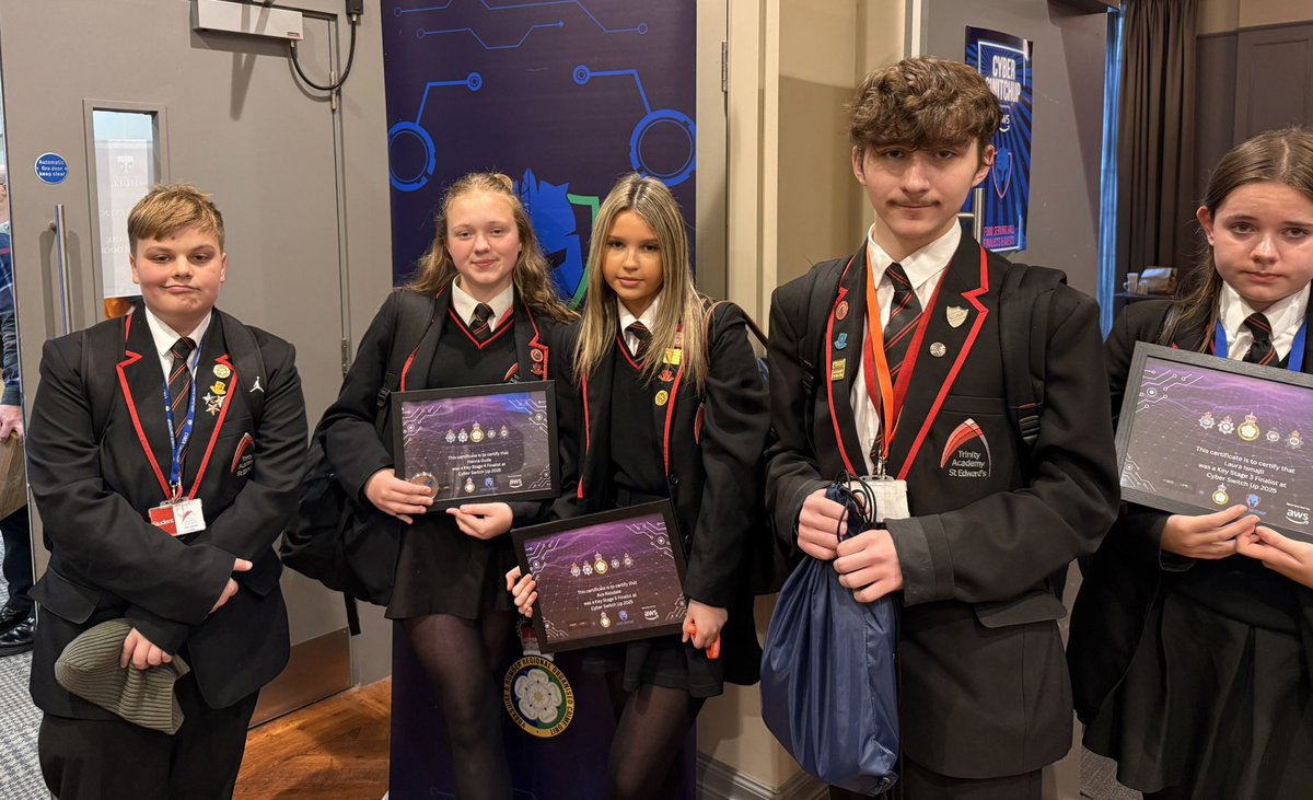 TASEComputing's tweet image. Our TASE Cyber Switch Up finalists are on their way back to school—not with a trophy, but with heads held high! 🛡️💻 They’ve shown grit, skill, and teamwork, and that’s a win in itself. We couldn’t be prouder! 👏