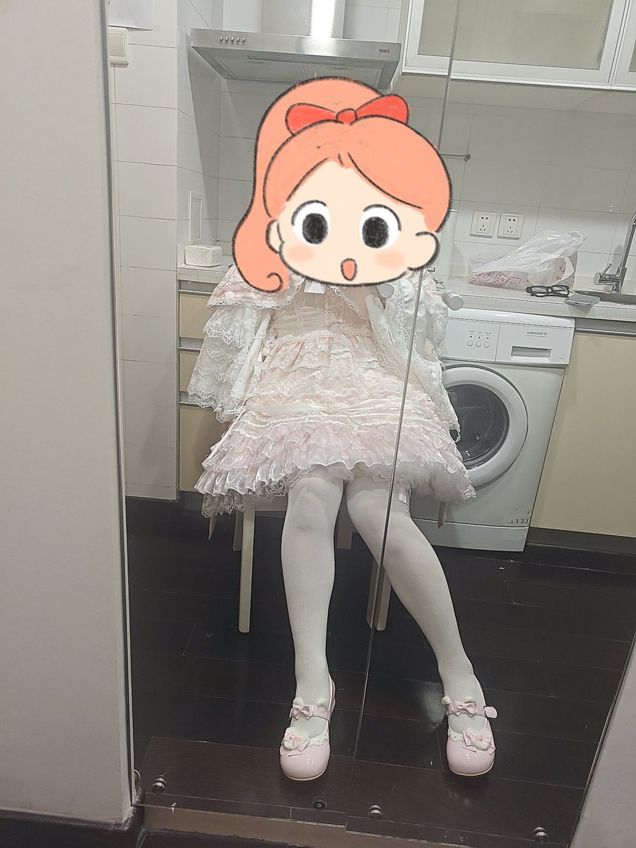 airport_da's tweet photo. 新裙子👗新鞋子 https://t.co/D56J5JxnJc