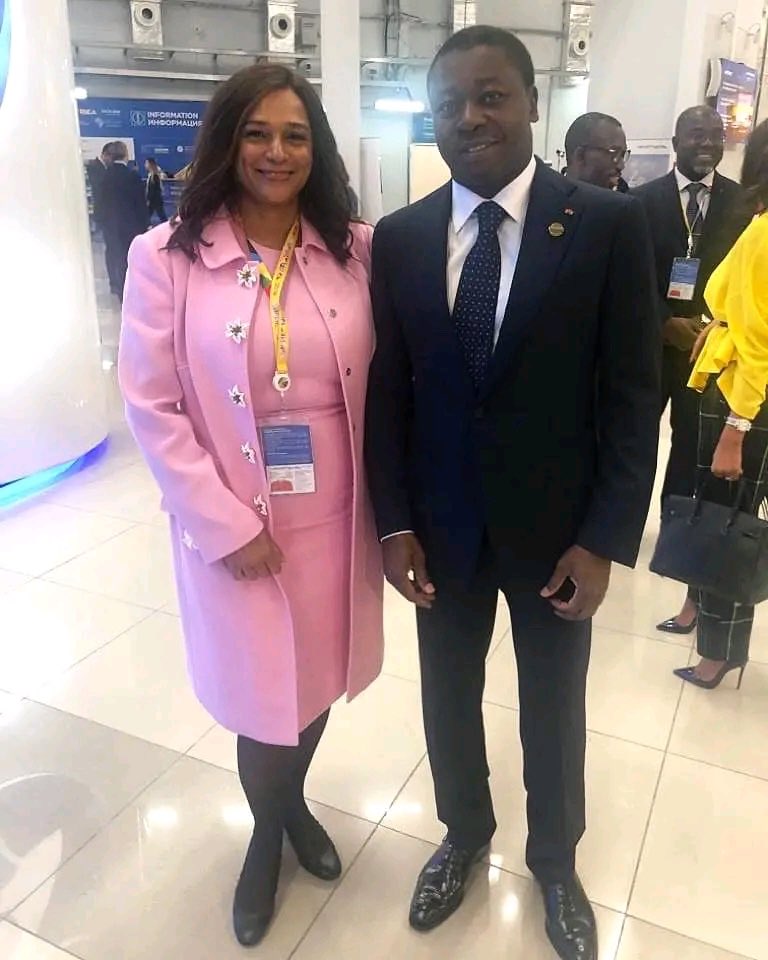 dos_santos244's tweet image. Excellence Mr #president Felix 
#rdc #angola #affaire #africa