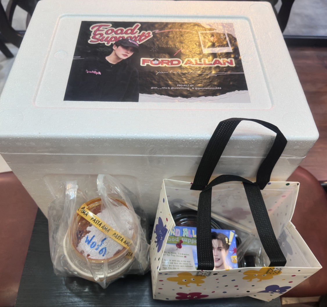ffordfamily's tweet photo. ขอบคุณสำหรับ Food Support วันนี้นะคะ🥰🫶🏻
Food Support by : @Kingliu_22
#FordAllan
#FFordFoodSupport https://t.co/5wBqBv8W1k